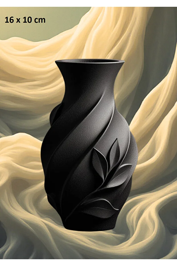 Yaprak Desenli Şık Vazo